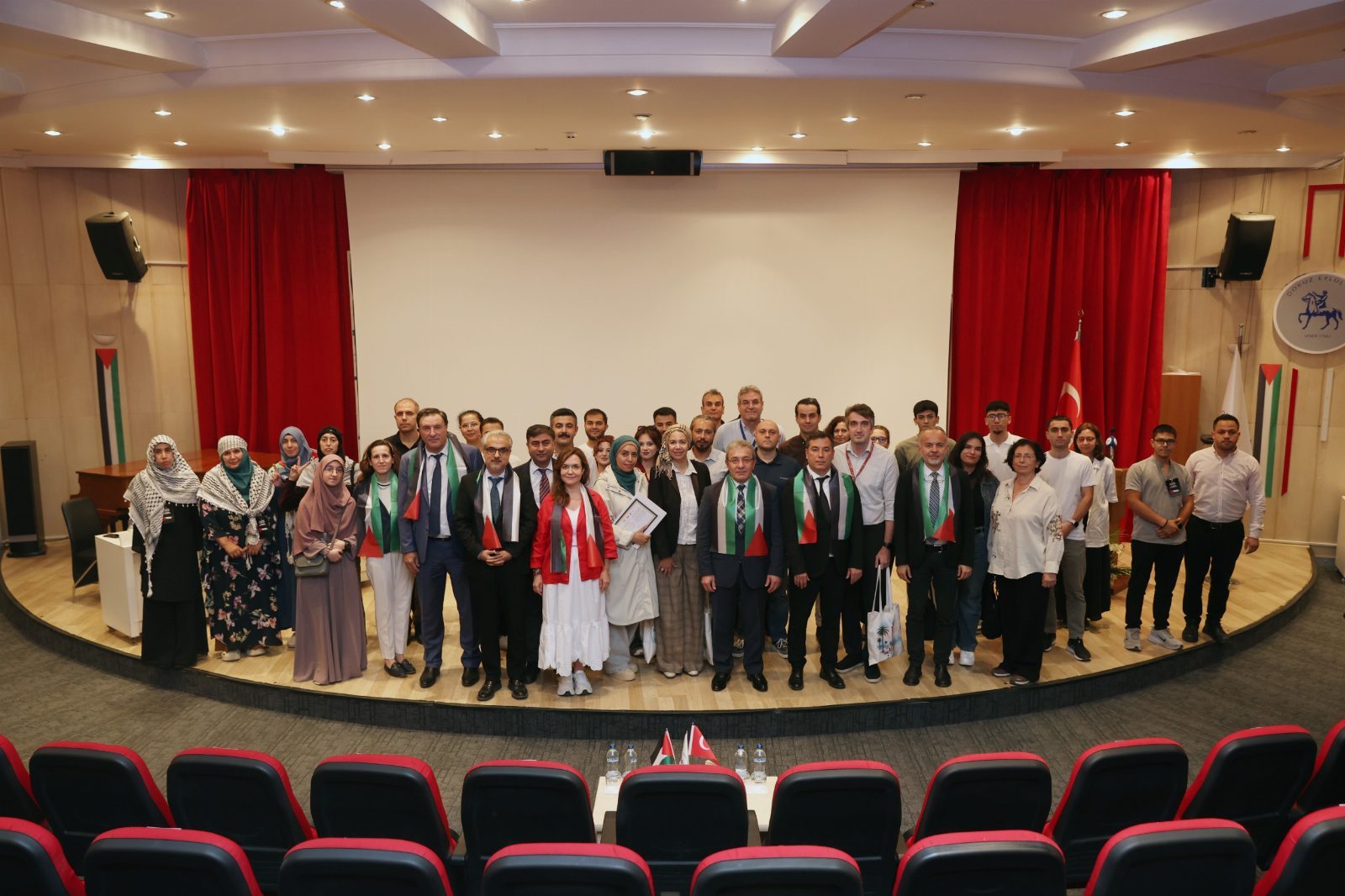 Dokuz Eylül Üniversitesi'nde Gazze İçin Akademik Dayanışma Programı